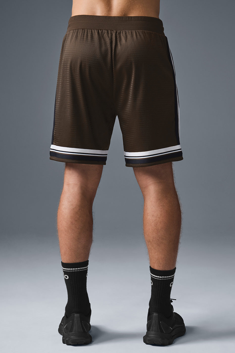 Alo Yoga 7" Key Mesh Basketball Short - Espresso