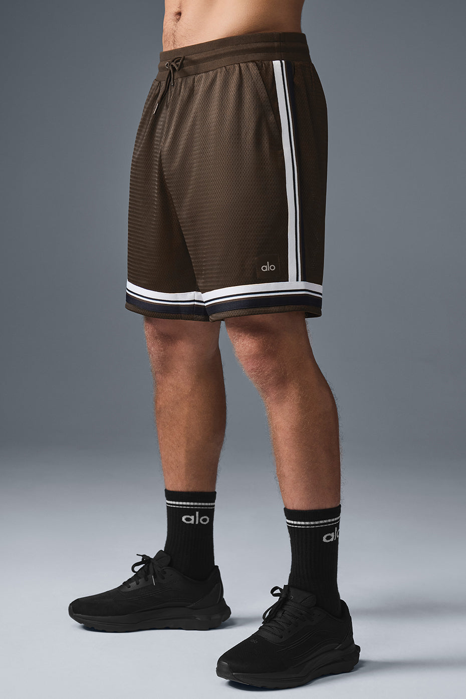 Alo Yoga 7" Key Mesh Basketball Short - Espresso