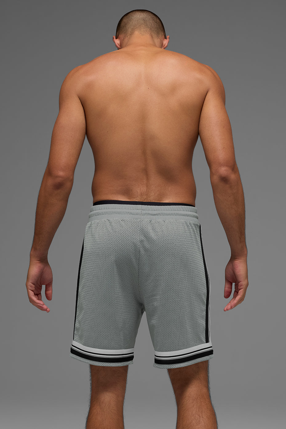 Alo Yoga 7" Key Mesh Basketball Short - Lunar Grey