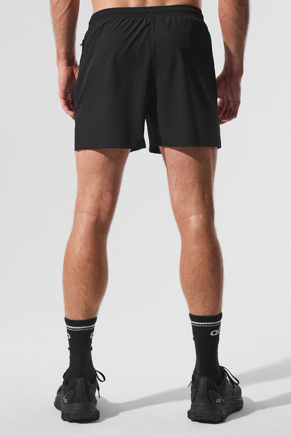 Alo Yoga 5" Circuit Short - Black