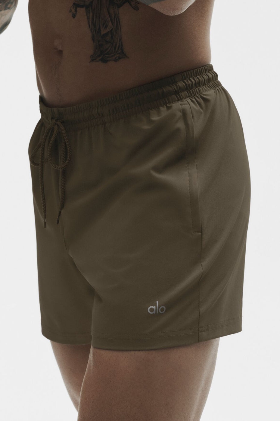 Alo Yoga 5" Circuit Short - Olive Tree