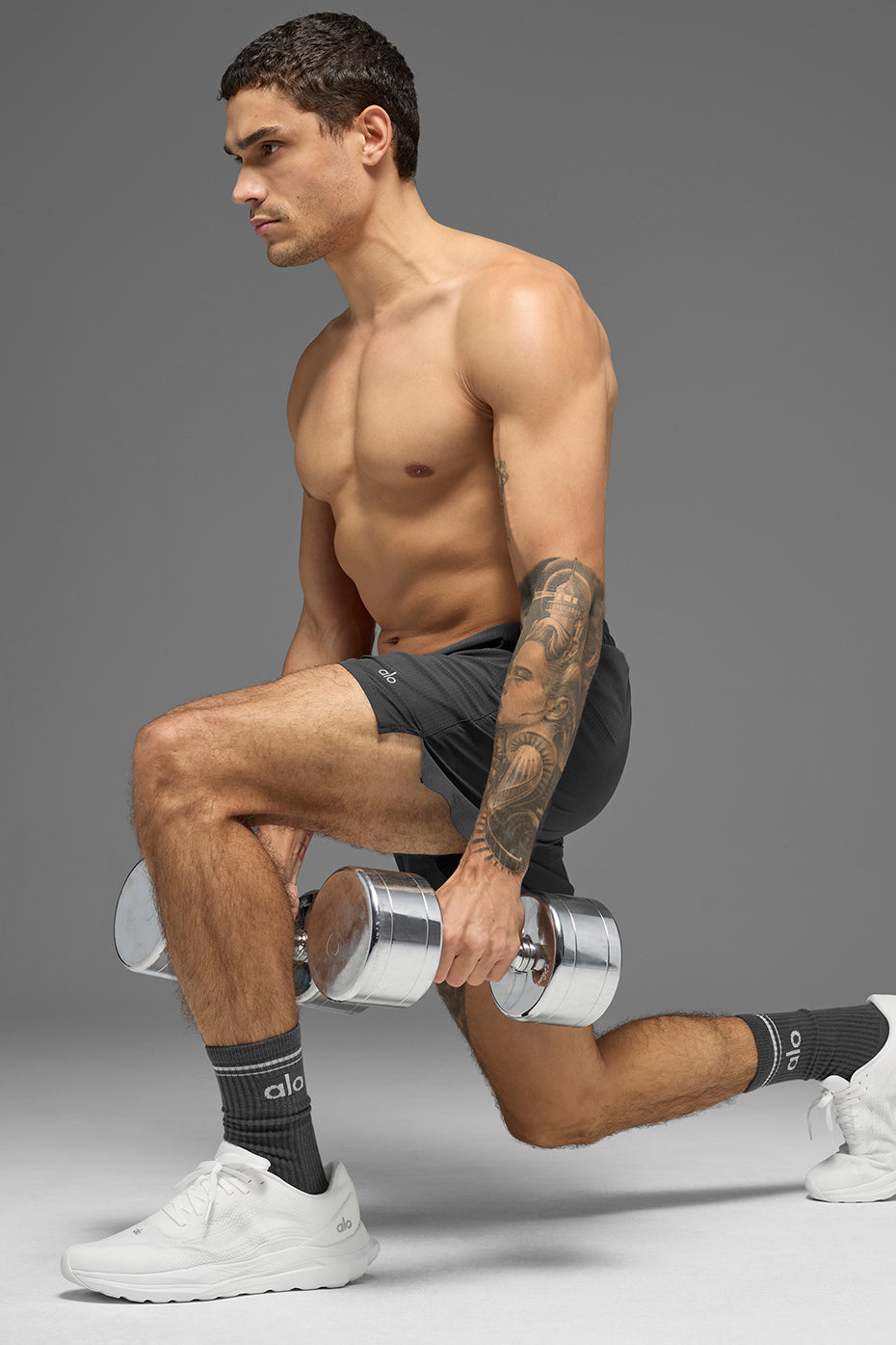 Alo Yoga 5" Traction Running Short - Anthracite