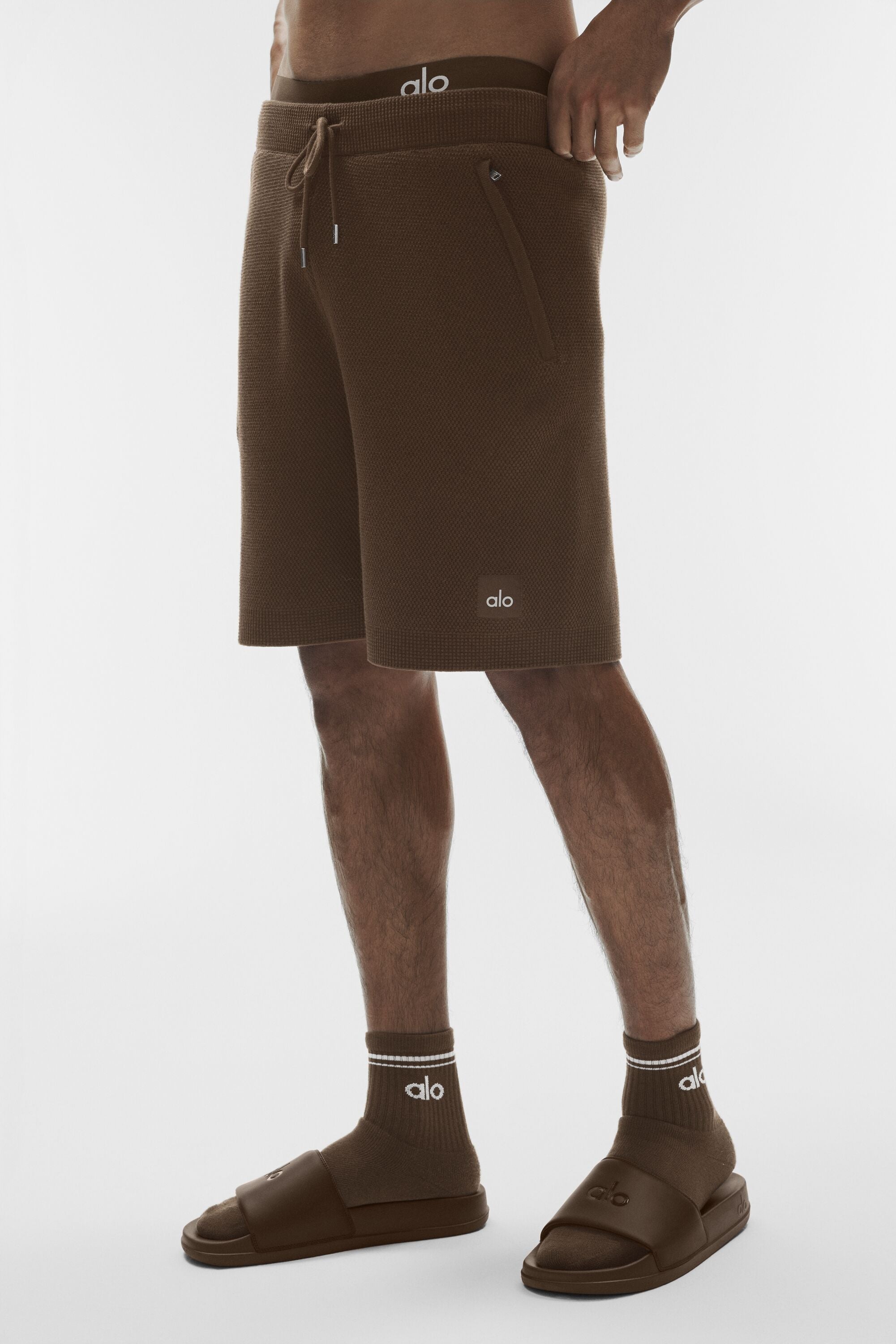 Alo Yoga 7" Sports Club Sweater Knit Short - Espresso