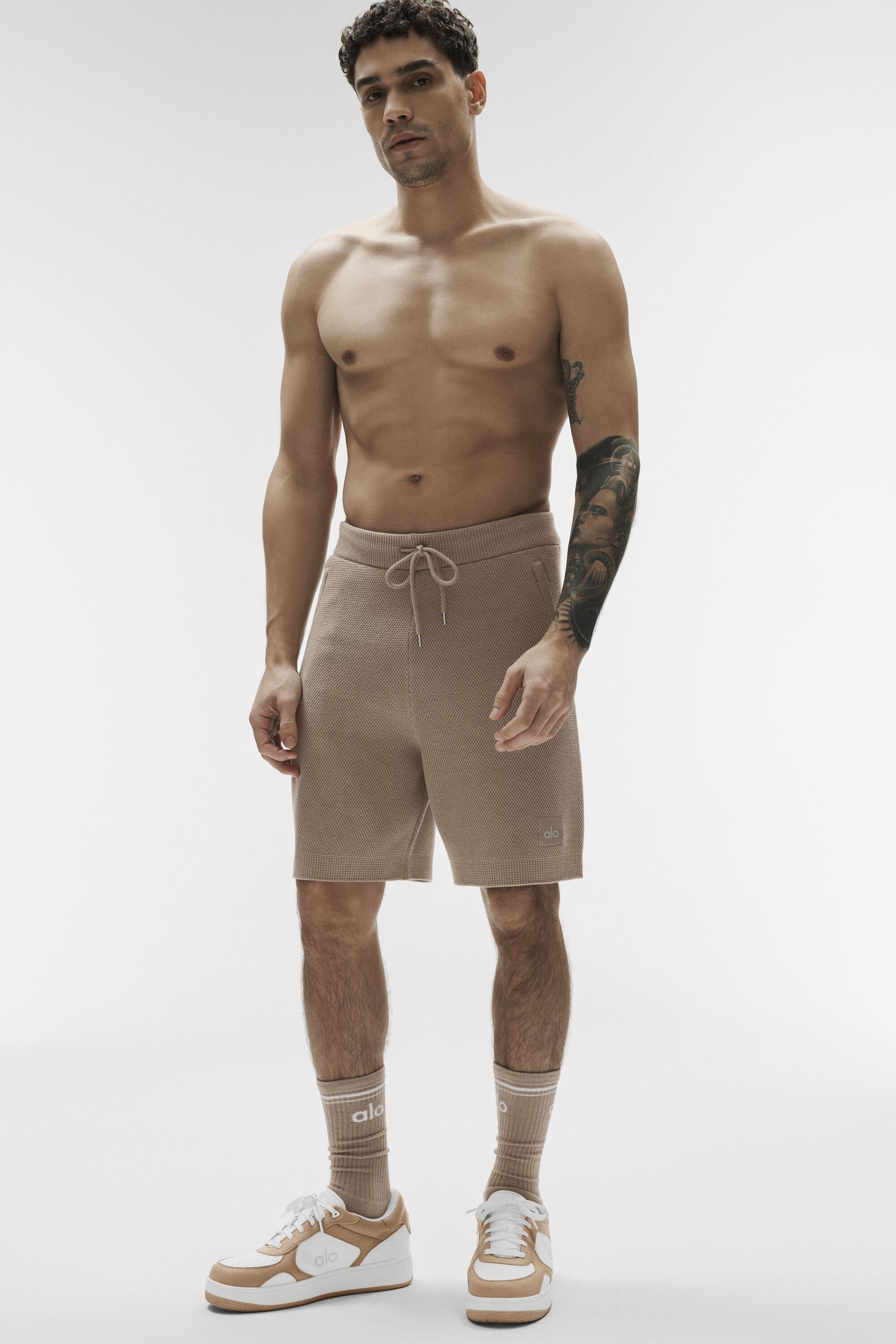 Alo Yoga 7" Sports Club Sweater Knit Short - Gravel