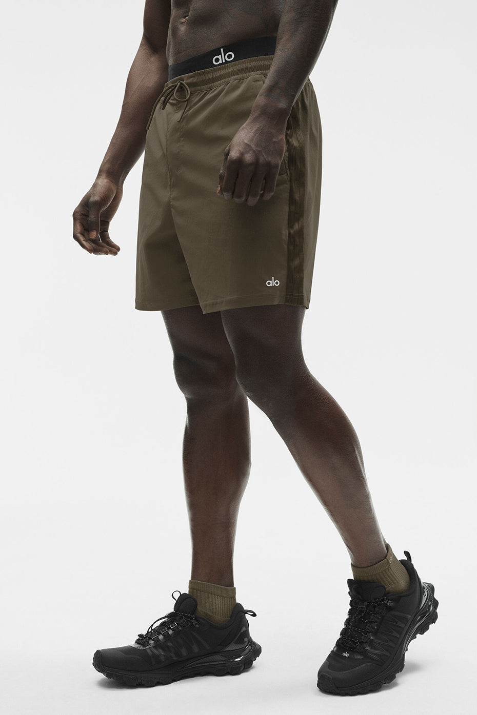 Alo Yoga 7" High Tide Board Short - Olive Tree