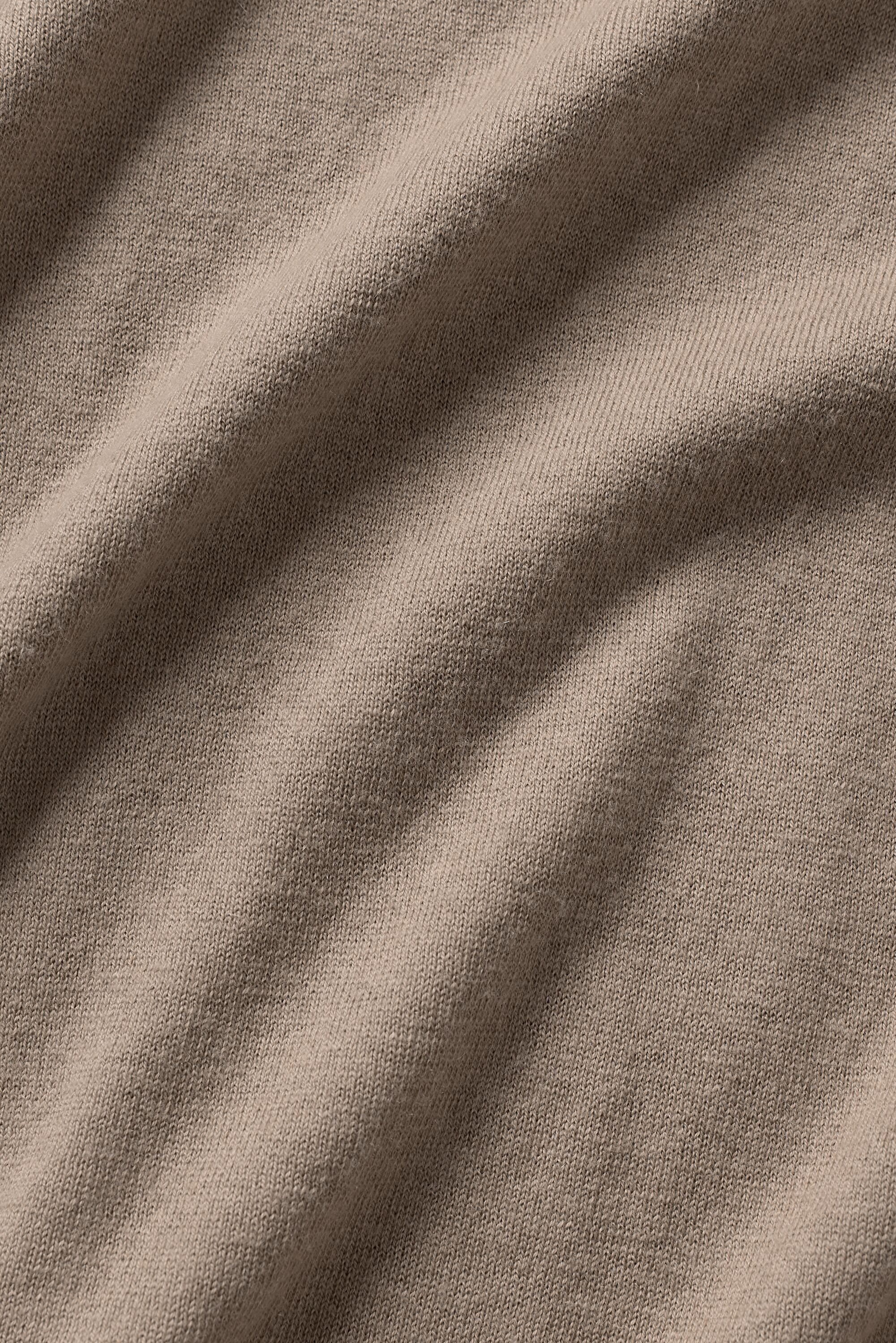 Alo Yoga 7" Cotton Cashmere Ever Soft Short - Gravel