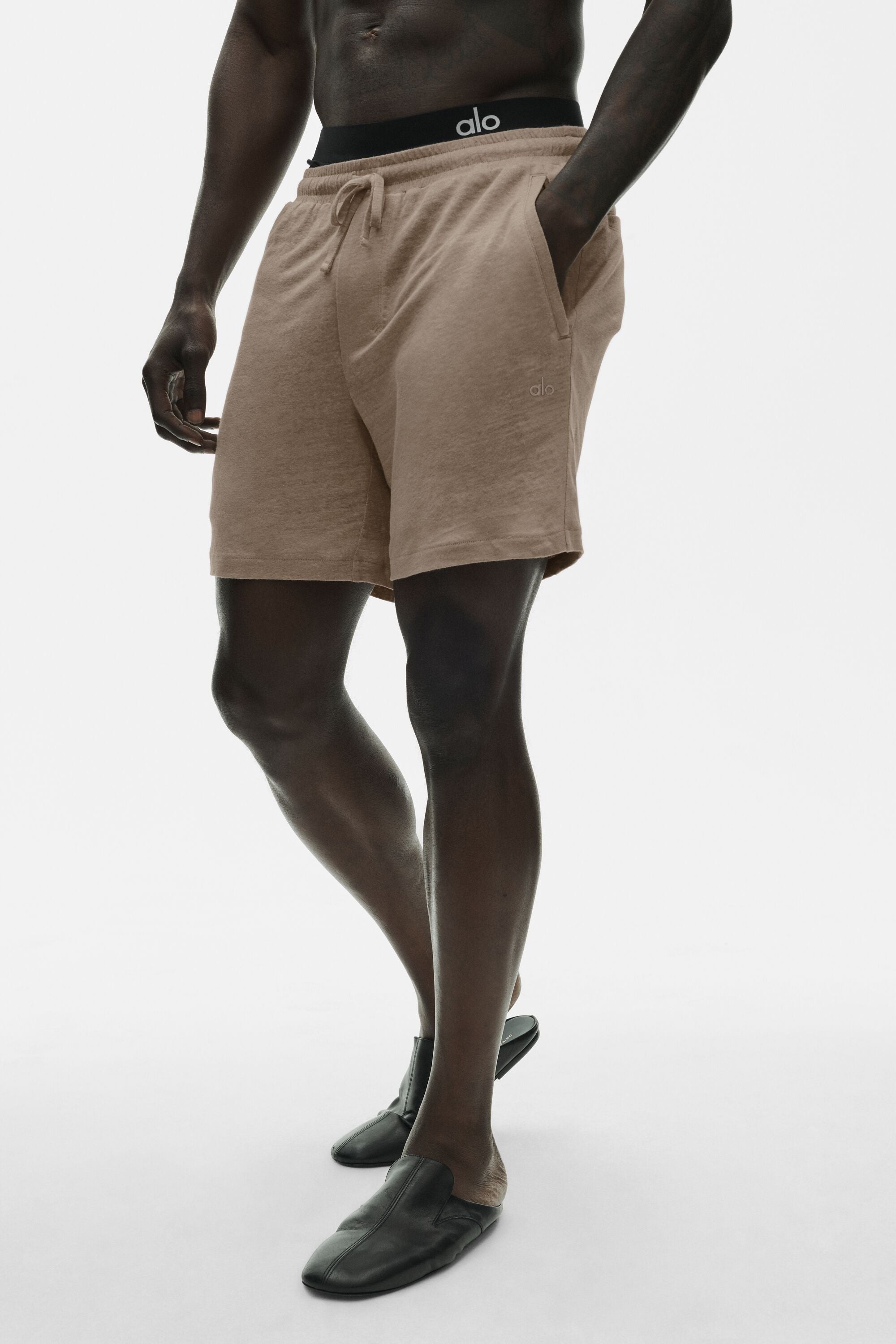 Alo Yoga 7" Linen Jersey Coastal Short - Gravel