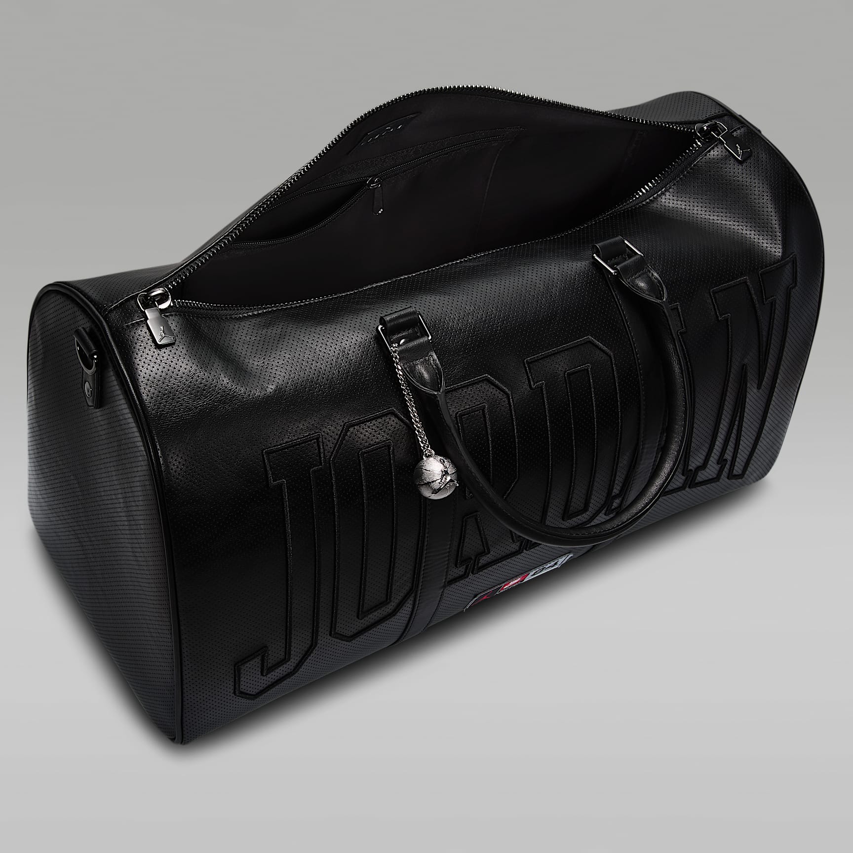 Nike Jordan Perforated Duffel (40L)
