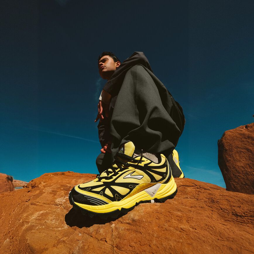 Brooks Cascadia 1 Yellow/Black/Moonbeam