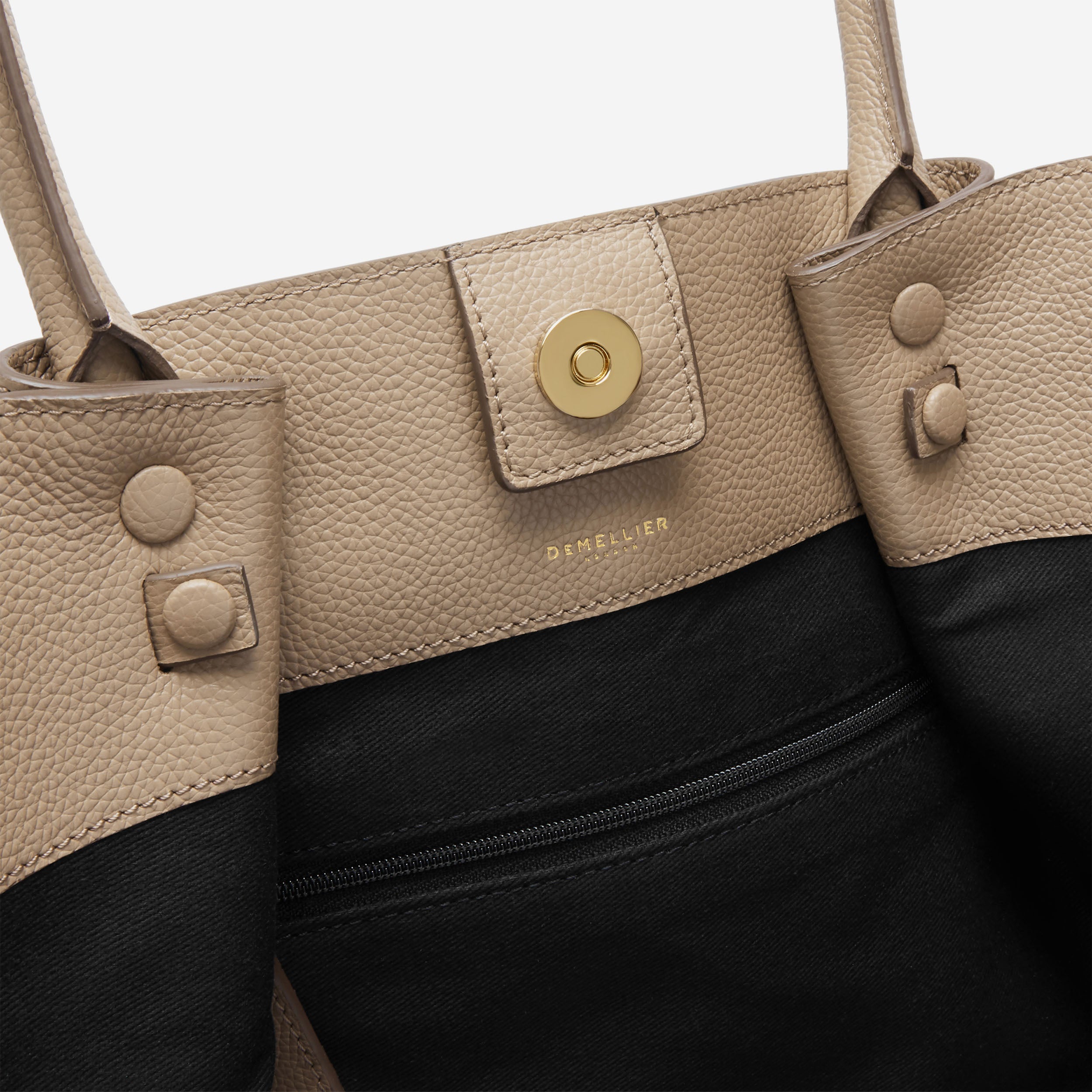 DeMellier The New York dark sand small grain