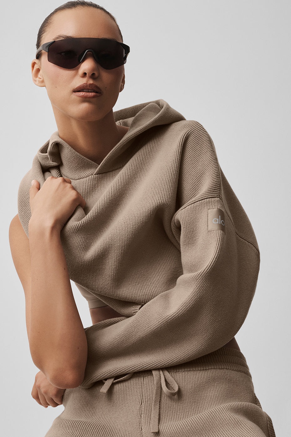Alo Yoga Scholar Hooded Sweater - Gravel