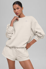 Alo Yoga Accolade Crew Neck Pullover - Bone
