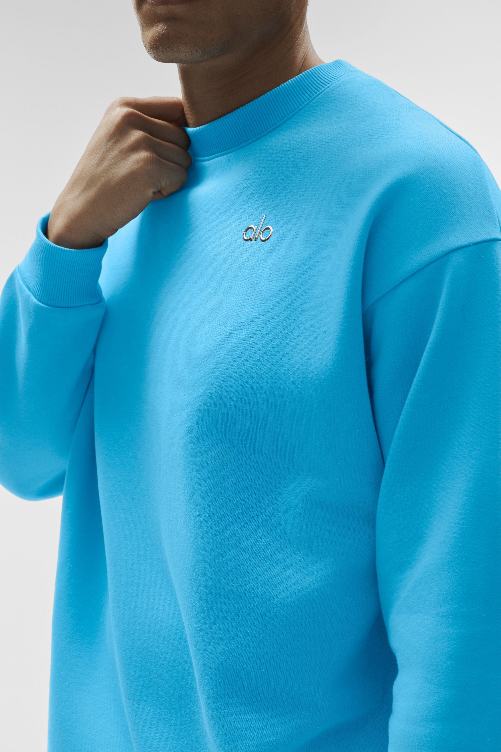 Alo Yoga Accolade Crew Neck Pullover - Azure Blue