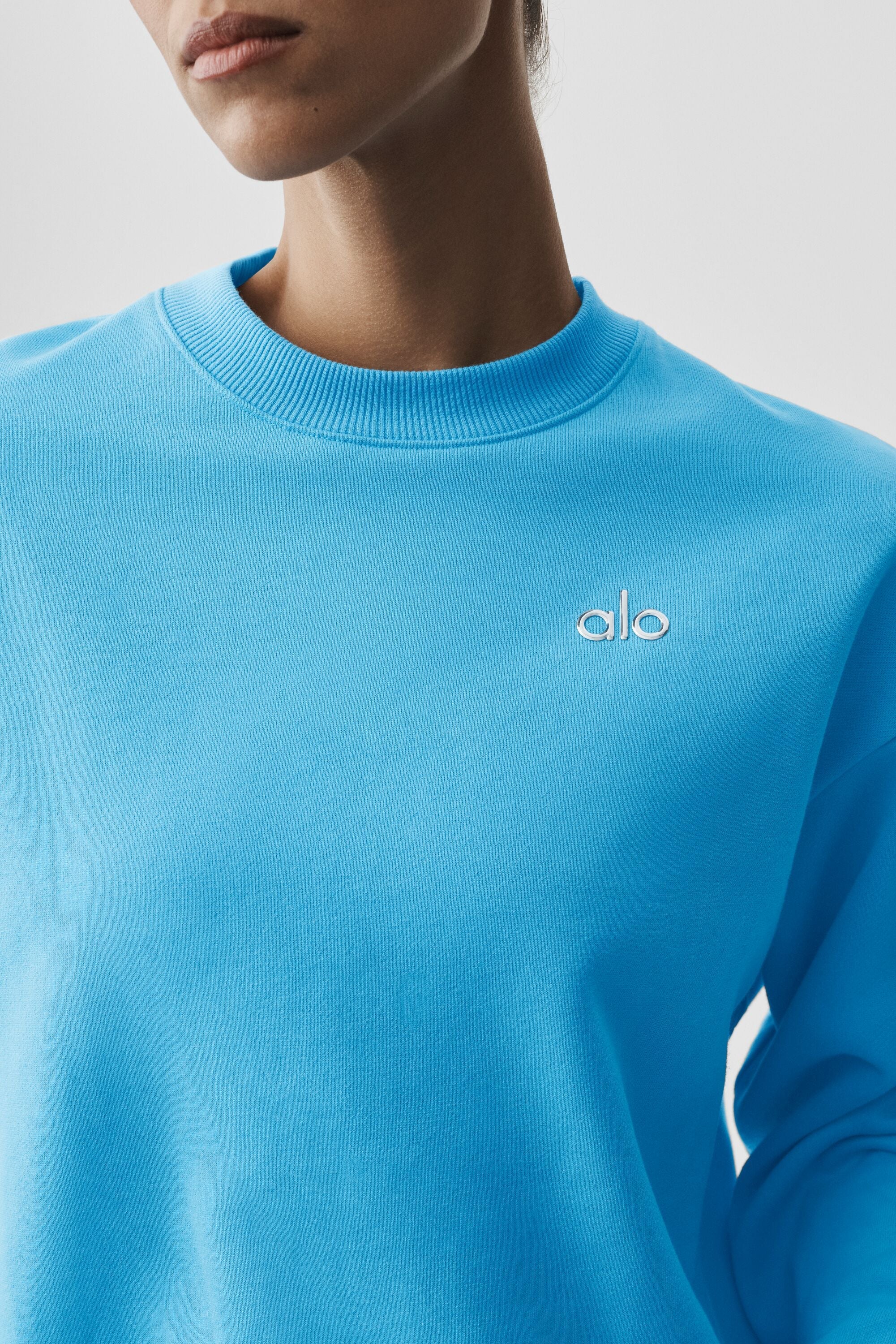 Alo Yoga Accolade Crew Neck Pullover - Azure Blue