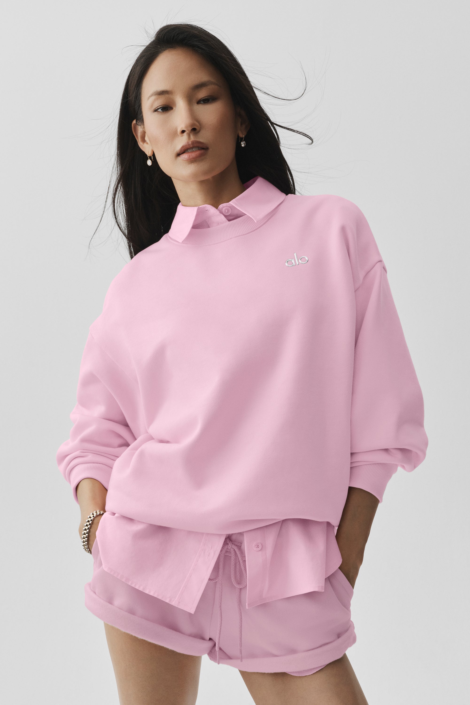Alo Yoga Accolade Crew Neck Pullover - Pink Marshmallow
