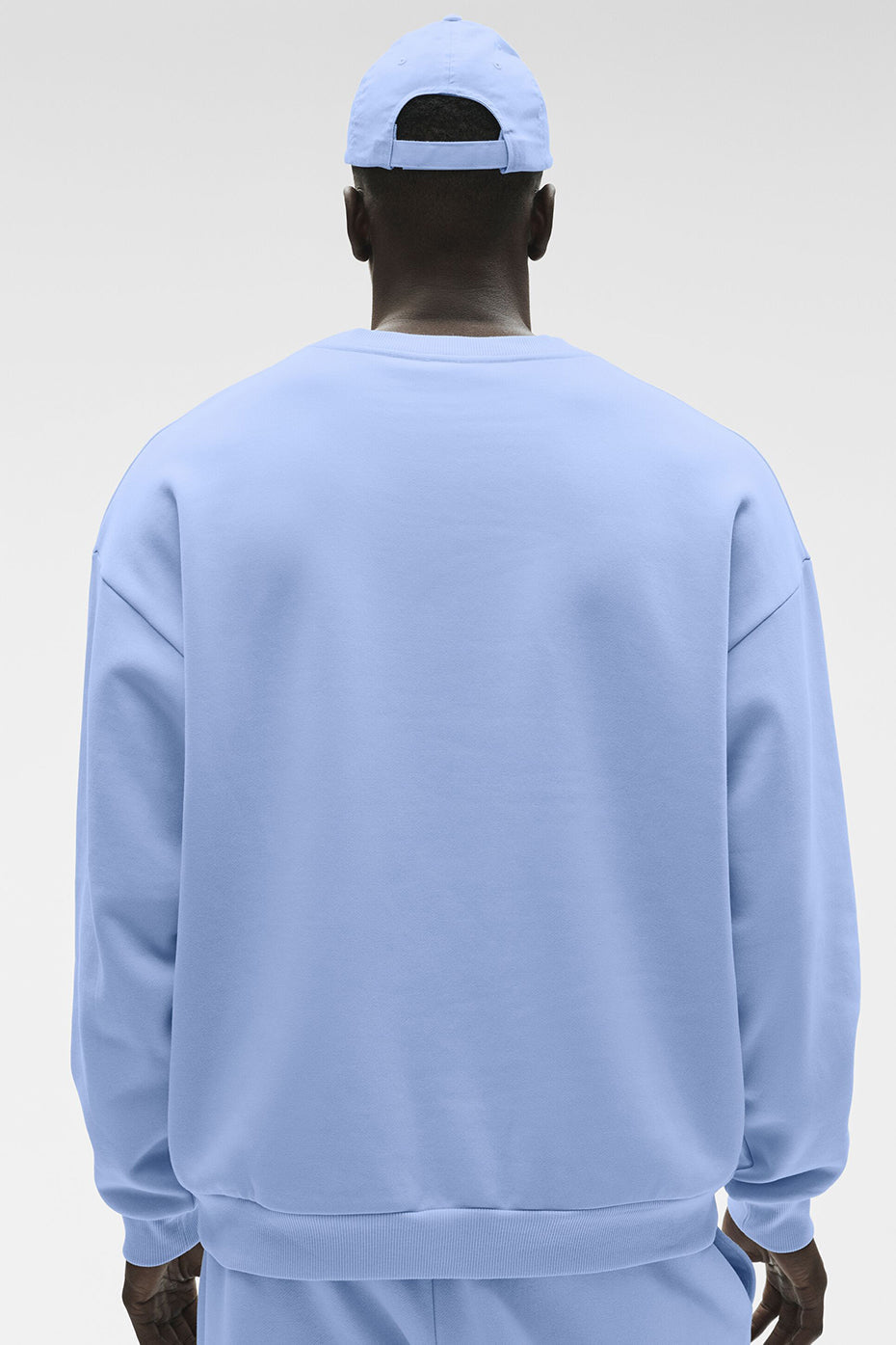 Alo Yoga Accolade Crew Neck Pullover - Light Provence Blue