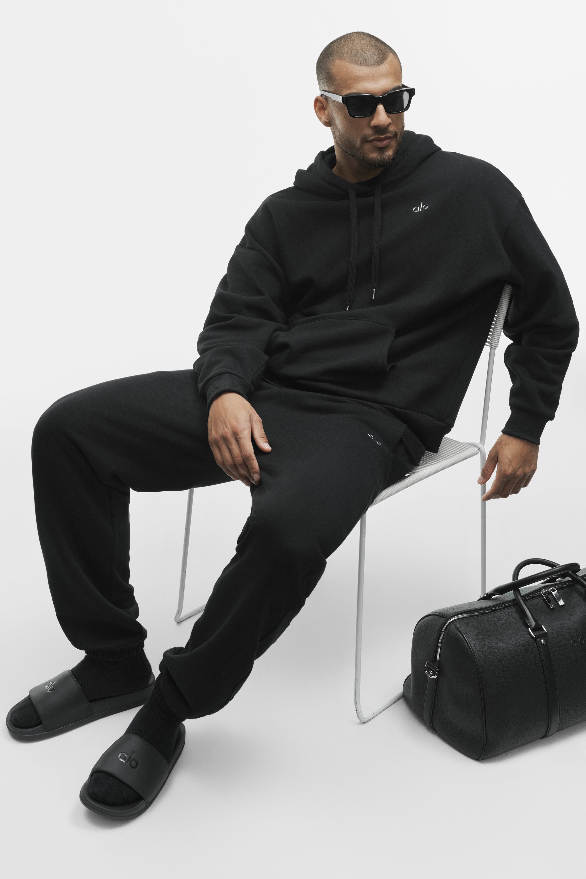 Alo Yoga Accolade Hoodie - Black