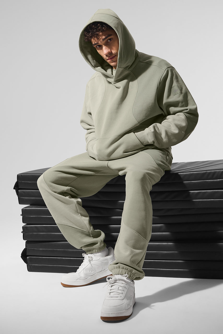 Alo Yoga Make Waves Hoodie - Limestone Tonal
