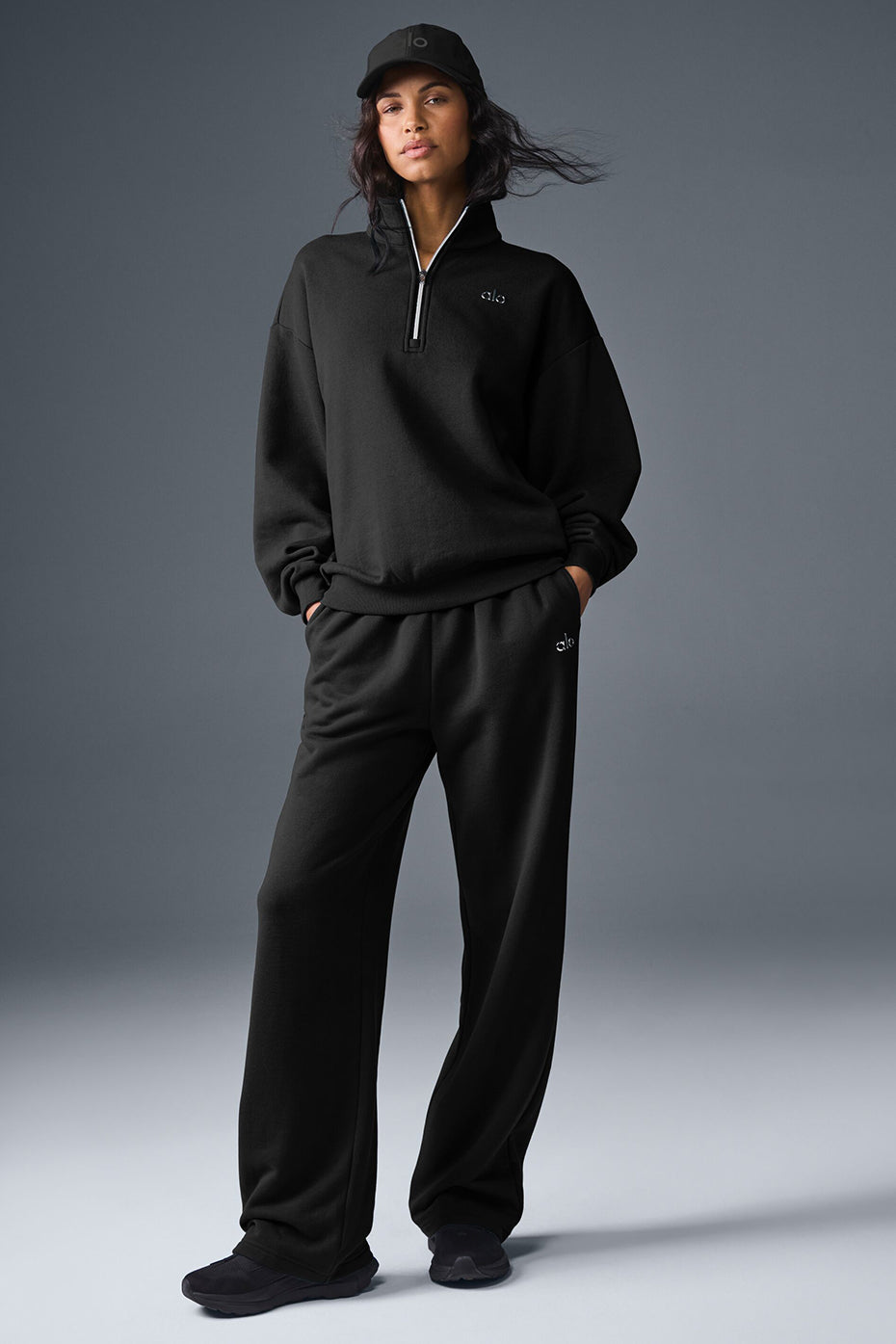 Alo Yoga Accolade 1/4 Zip Pullover - Black
