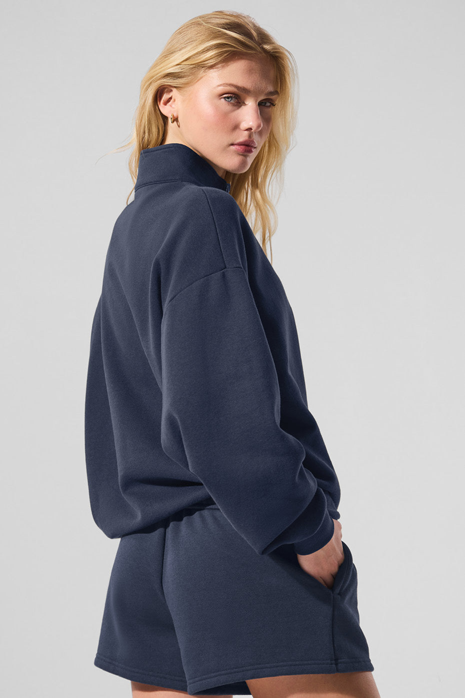 Alo Yoga Accolade 1/4 Zip Pullover - Navy