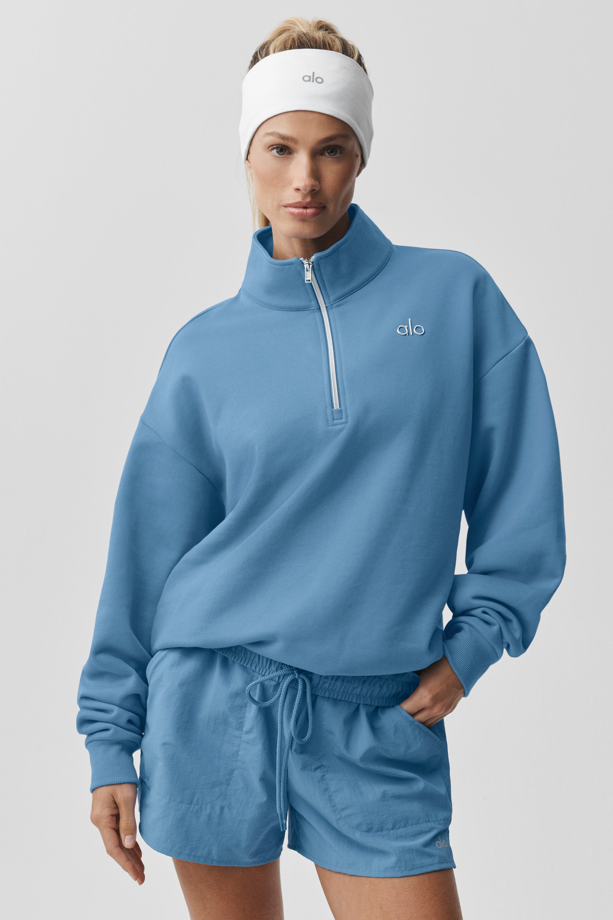 Alo Yoga Accolade 1/4 Zip Pullover - California Blue