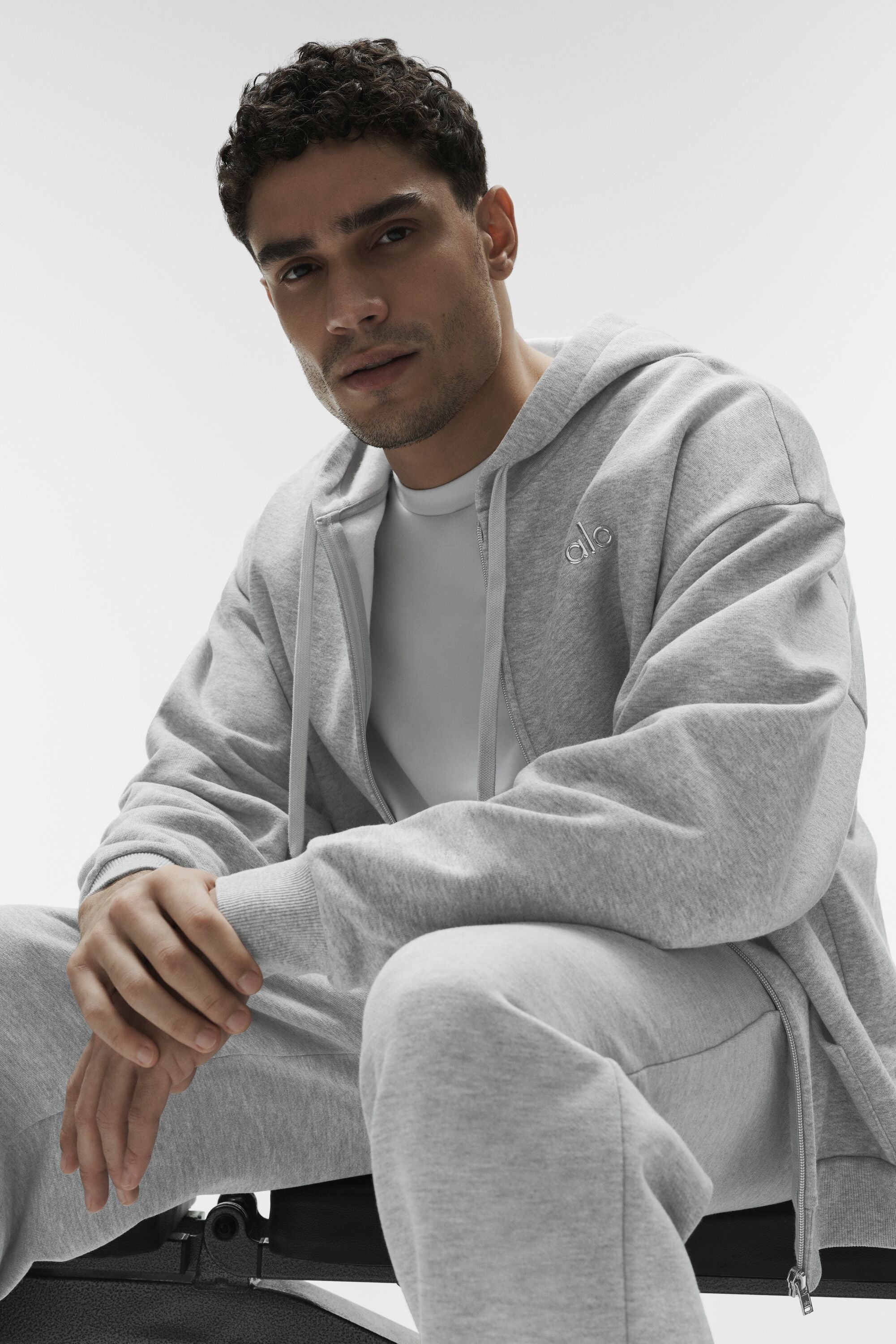 Alo Yoga Accolade Full Zip Hoodie - Athletic Heather Grey