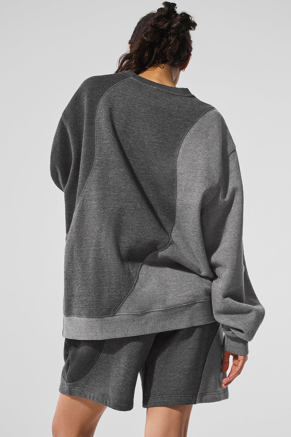 Alo Yoga Make Waves Crew Neck Pullover - Dark Heather Grey Tonal