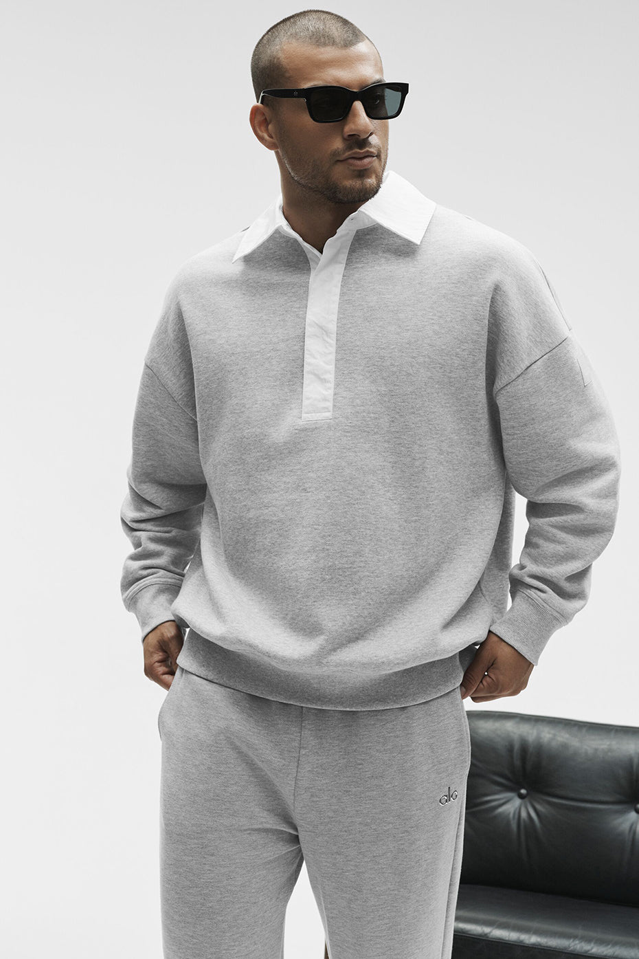 Alo Yoga Take It Easy Long Sleeve Henley Pullover - Athletic Heather Grey/White