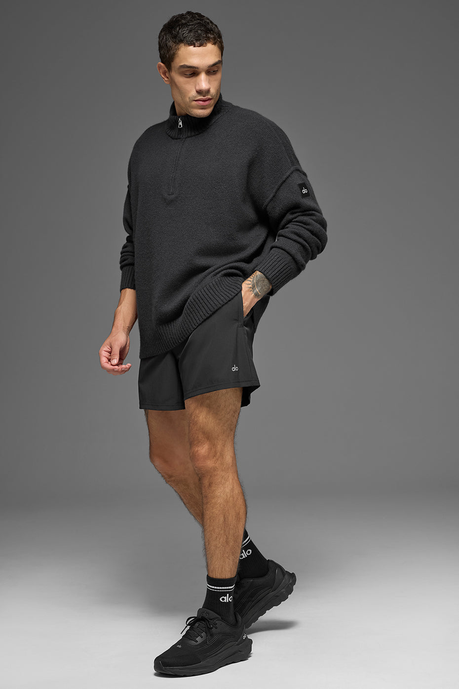 Alo Yoga Wool Cashmere New Class 1/4 Zip Pullover - Black