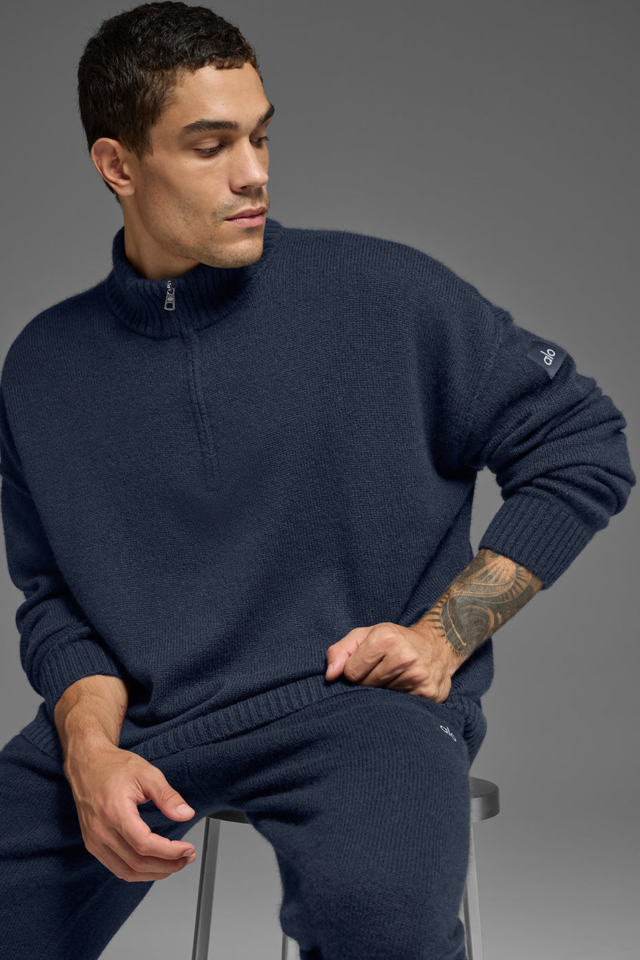 Alo Yoga Wool Cashmere New Class 1/4 Zip Pullover - Navy