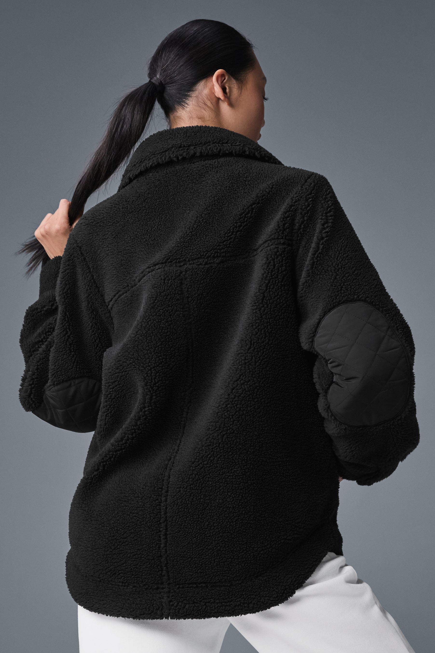 Alo Yoga Sherpa Edge Shacket - Black
