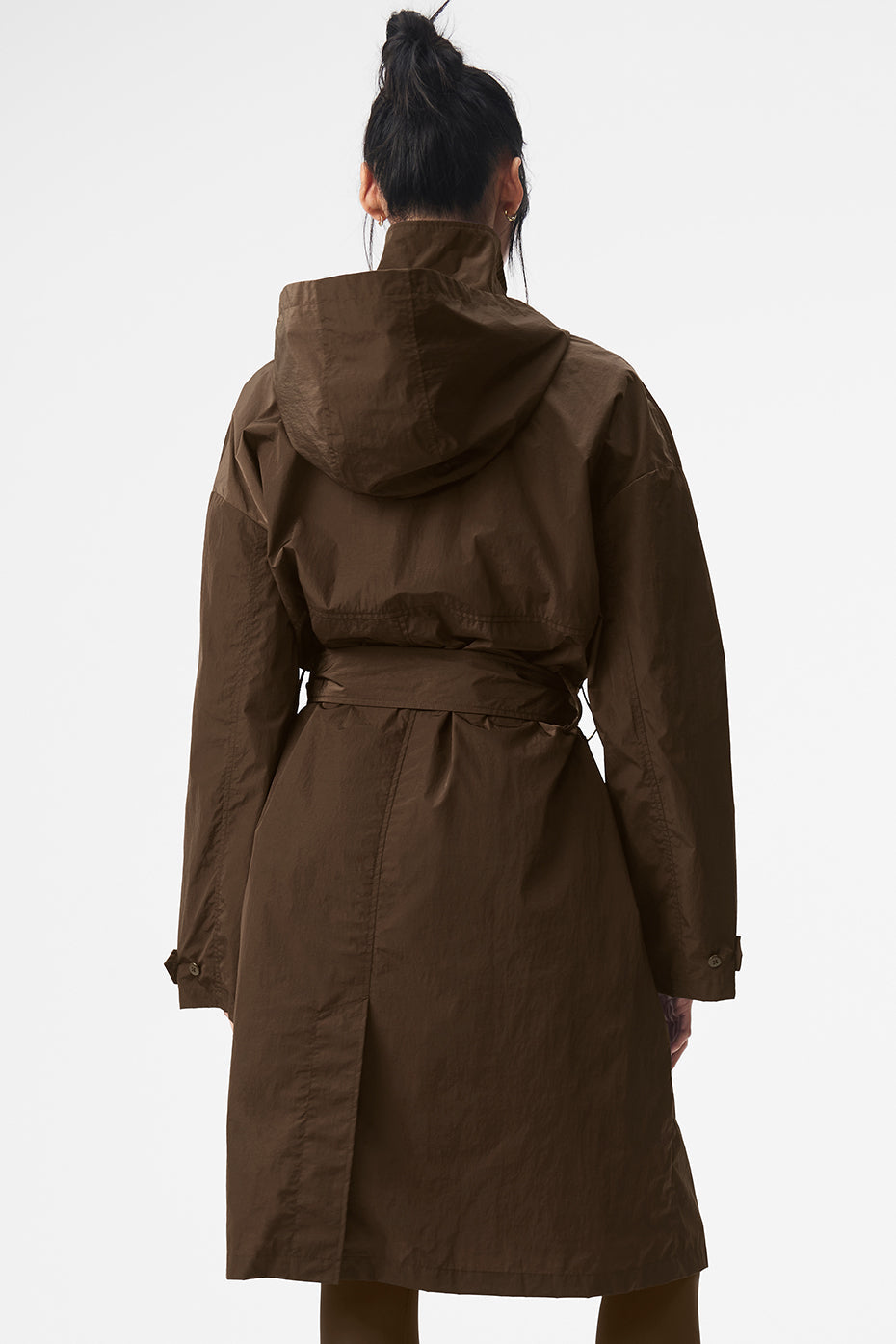Alo Yoga Crinkle On The Move Trench - Espresso