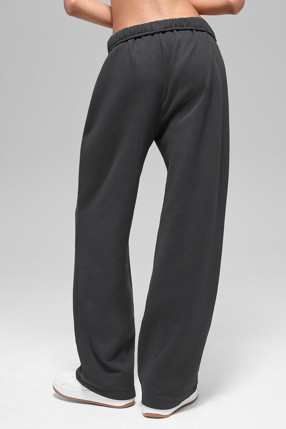 Alo Yoga Accolade Straight Leg Sweatpant - Anthracite