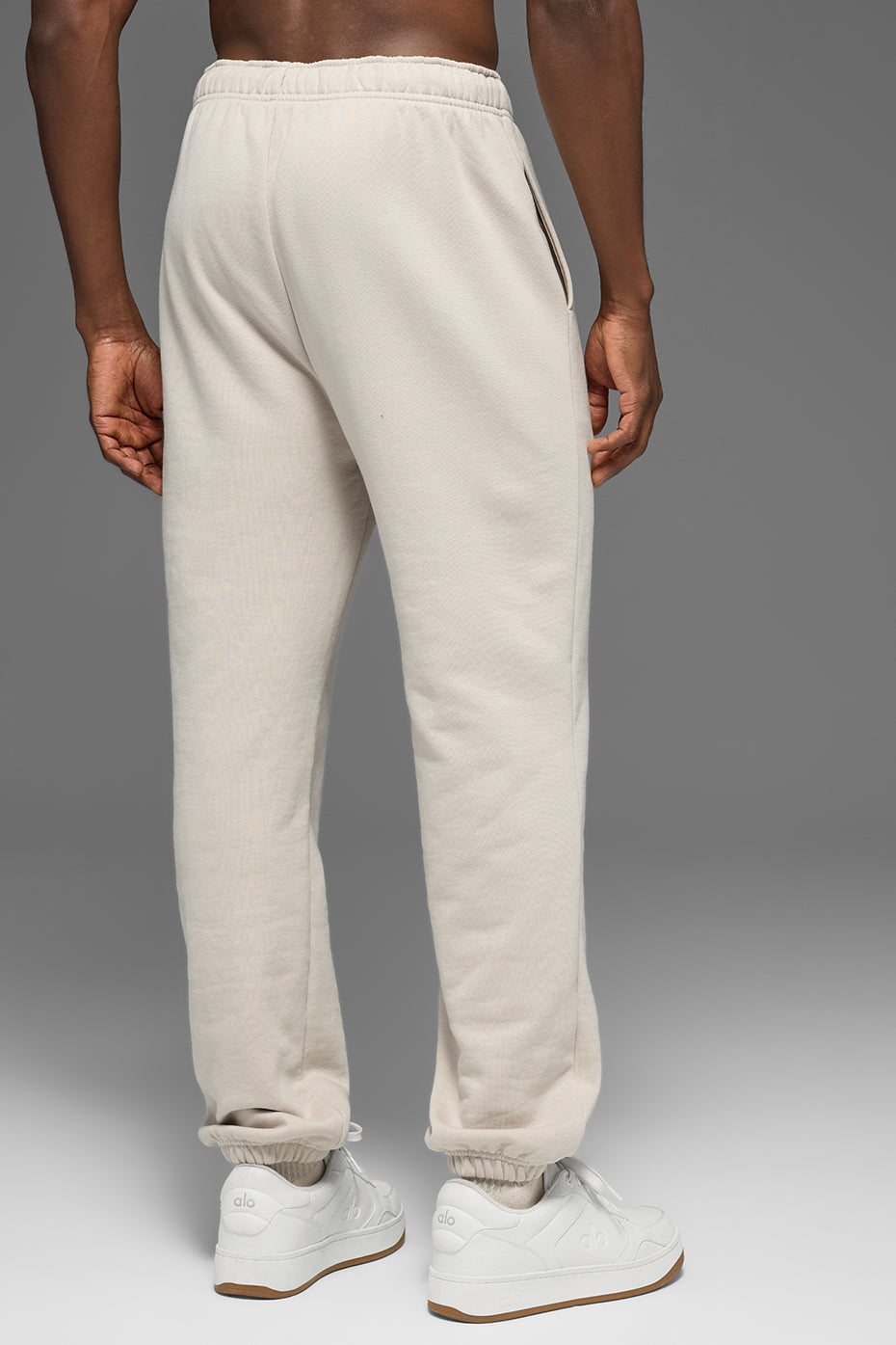 Alo Yoga Accolade Sweatpant - Bone