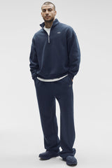 Alo Yoga Accolade Straight Leg Sweatpant - Navy
