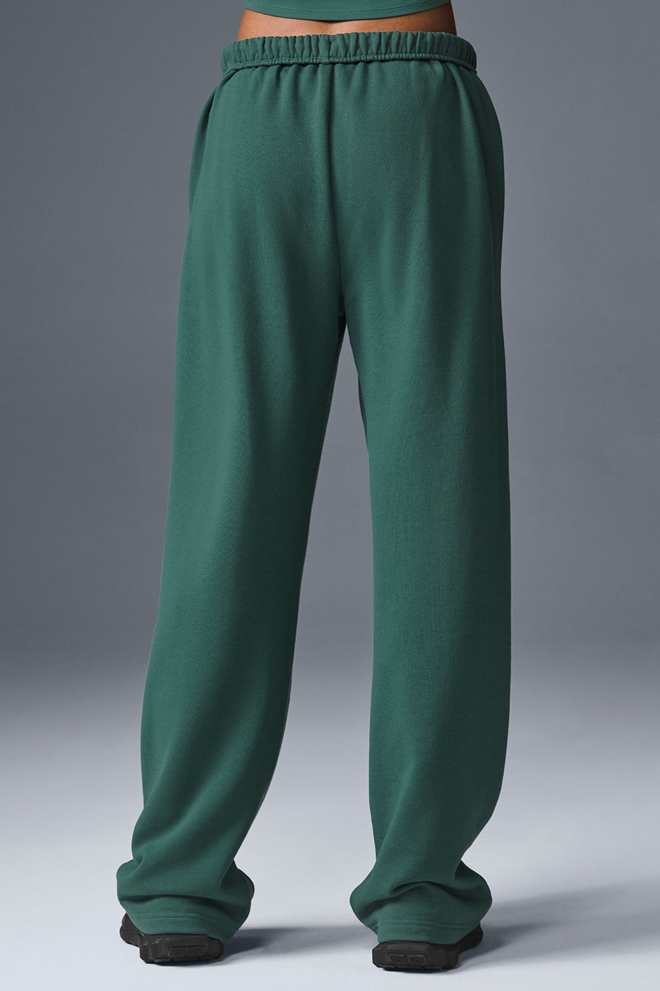 Alo Yoga Accolade Straight Leg Sweatpant - Winter Ivy
