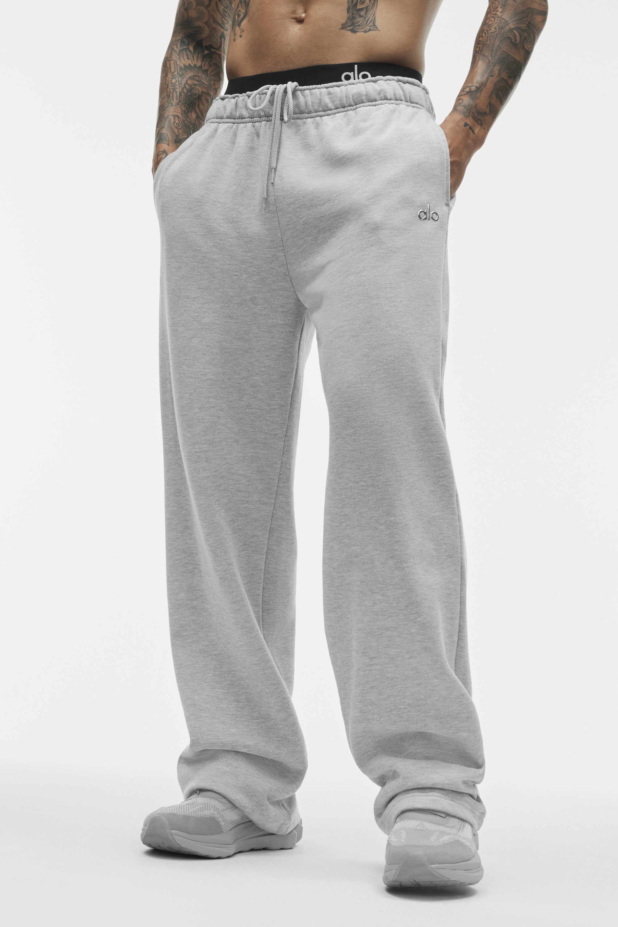 Alo Yoga Accolade Sweatpant - Athletic Heather Grey