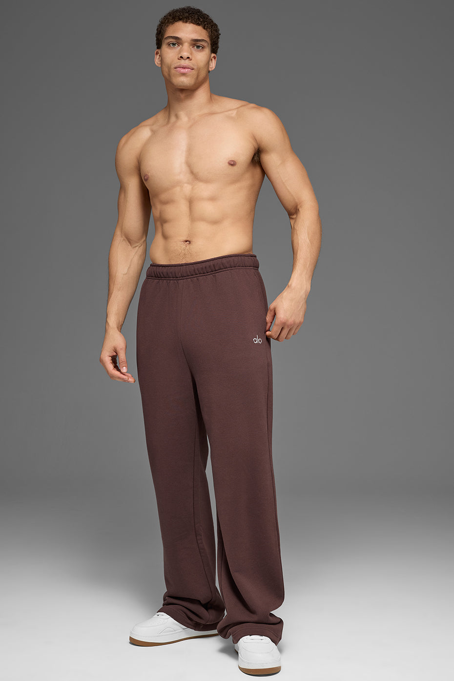 Alo Yoga Accolade Straight Leg Sweatpant - Brownstone