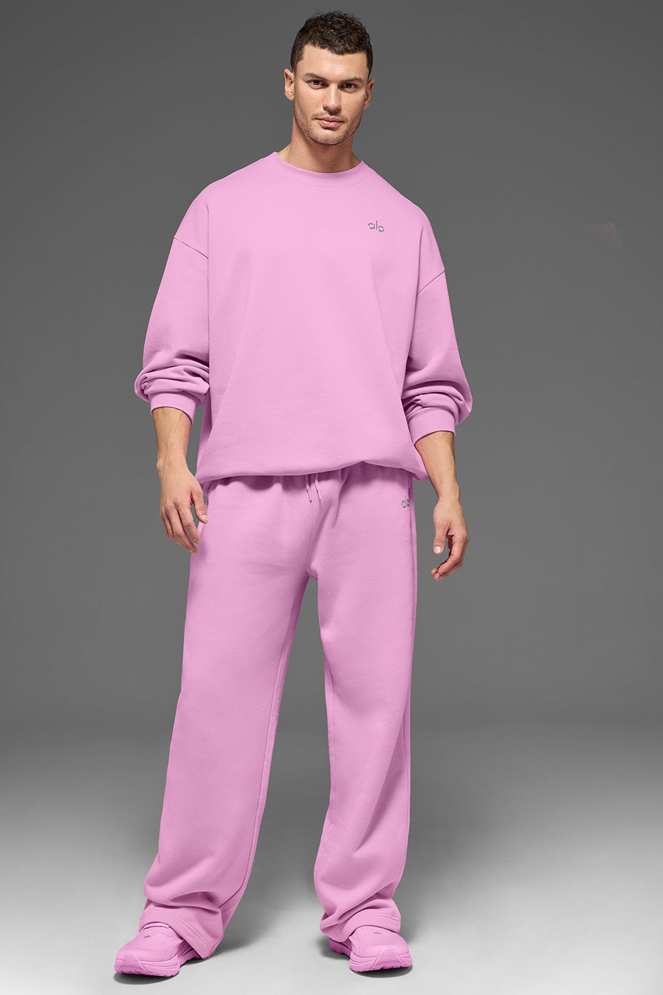 Alo Yoga Accolade Straight Leg Sweatpant - Candy Heart Pink
