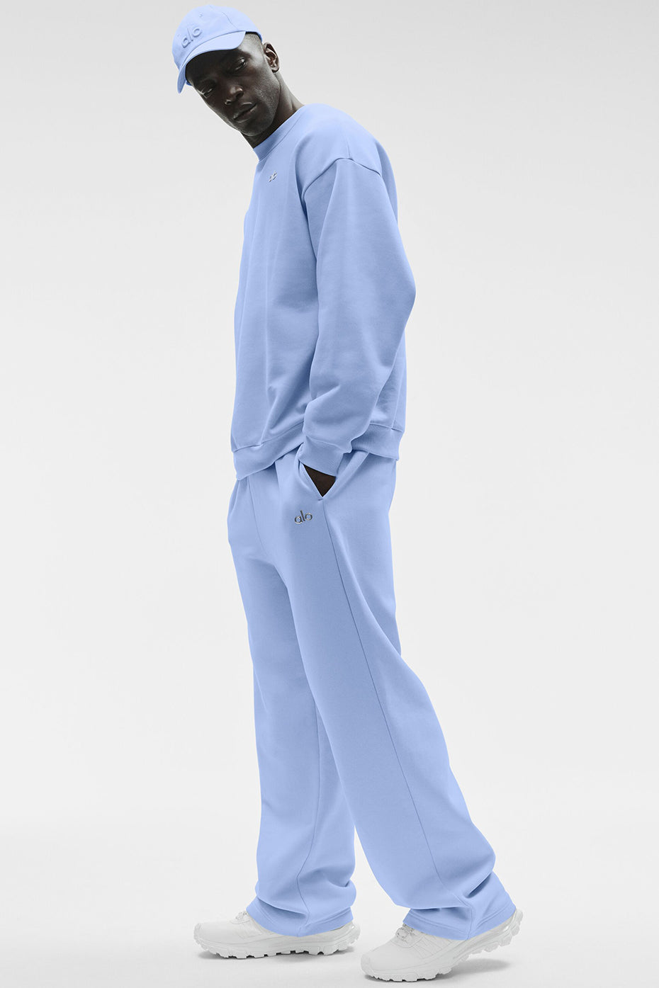 Alo Yoga Accolade Straight Leg Sweatpant - Light Provence Blue