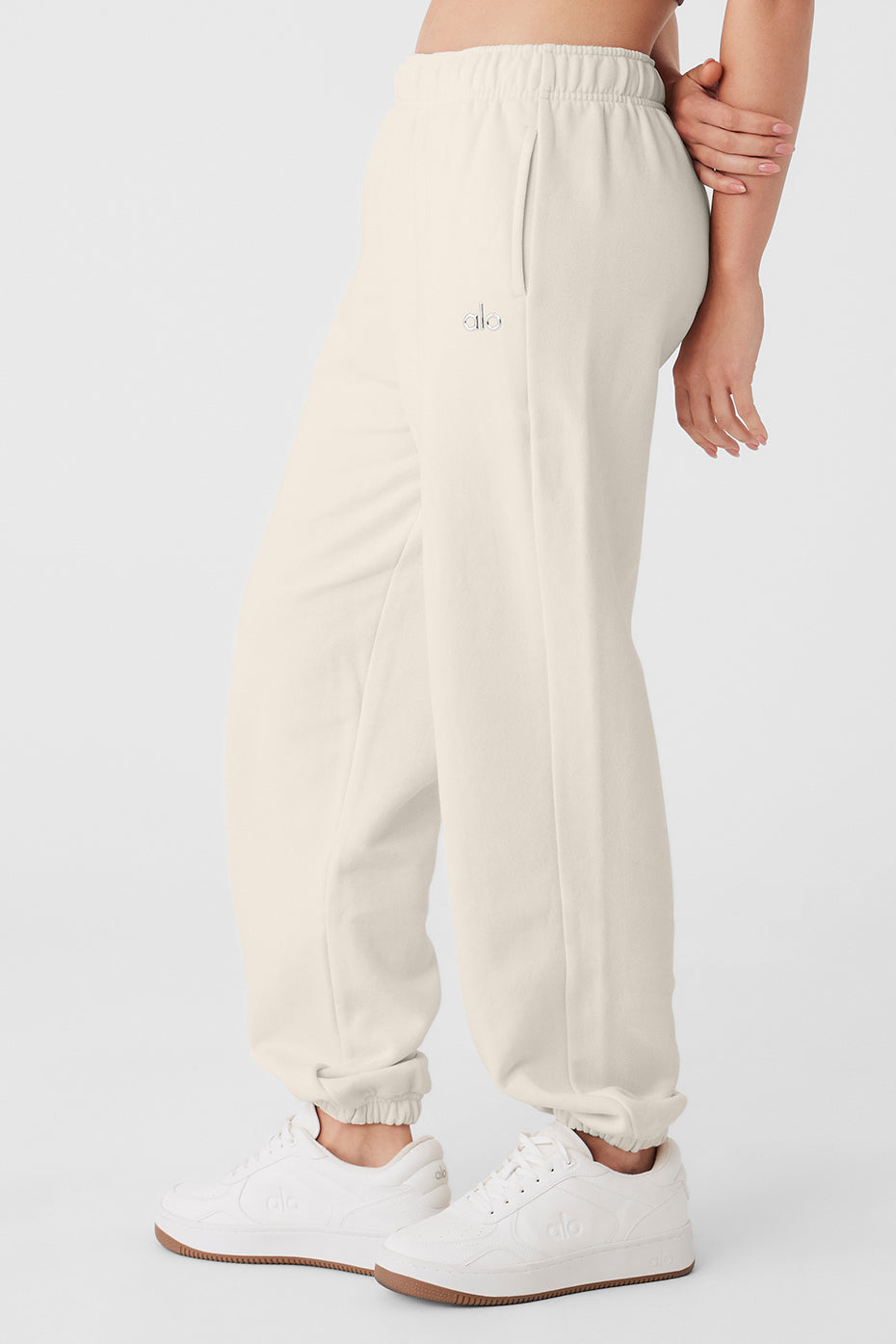 Alo Yoga Accolade Sweatpant - Bone