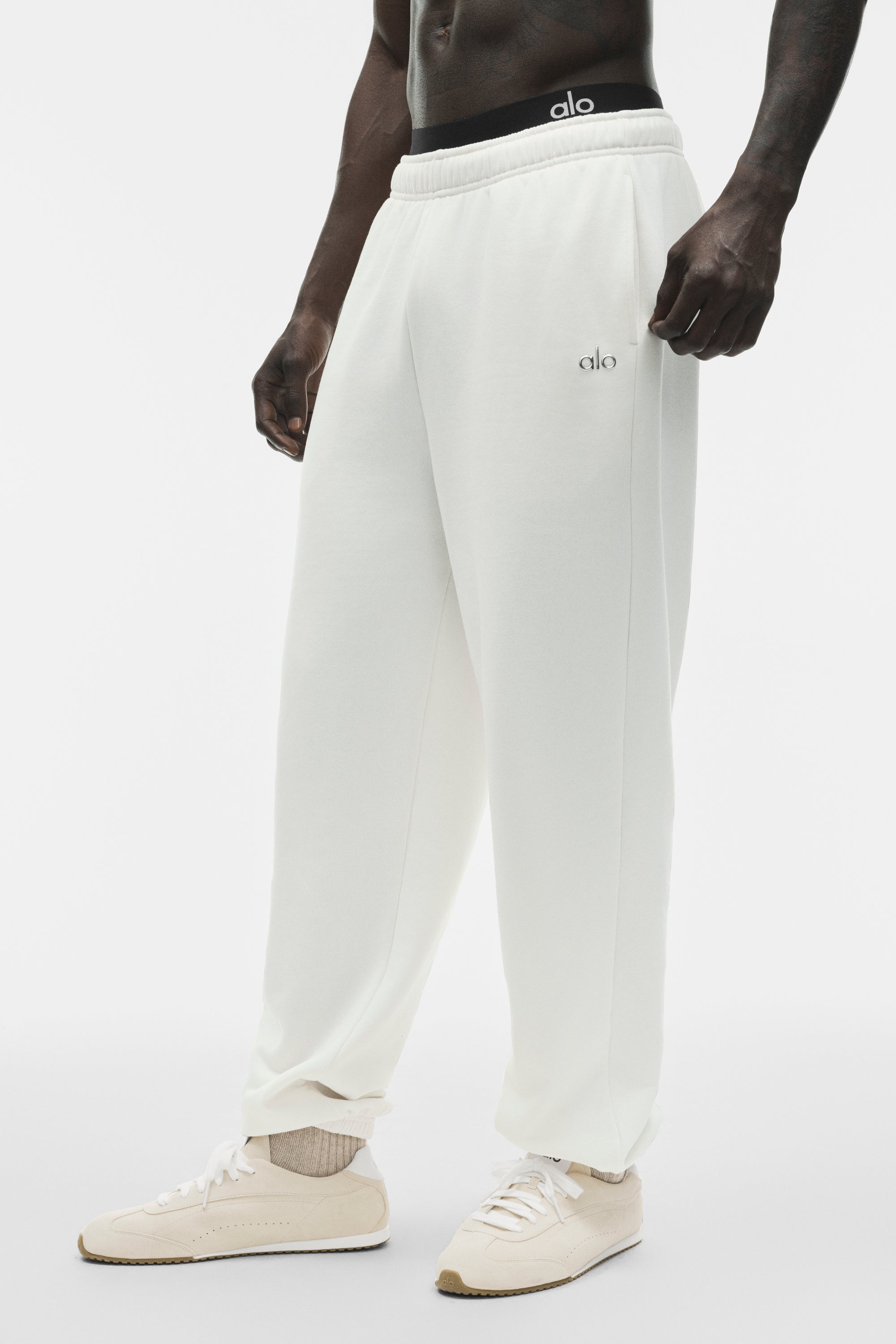 Alo Yoga Accolade Sweatpant - Ivory