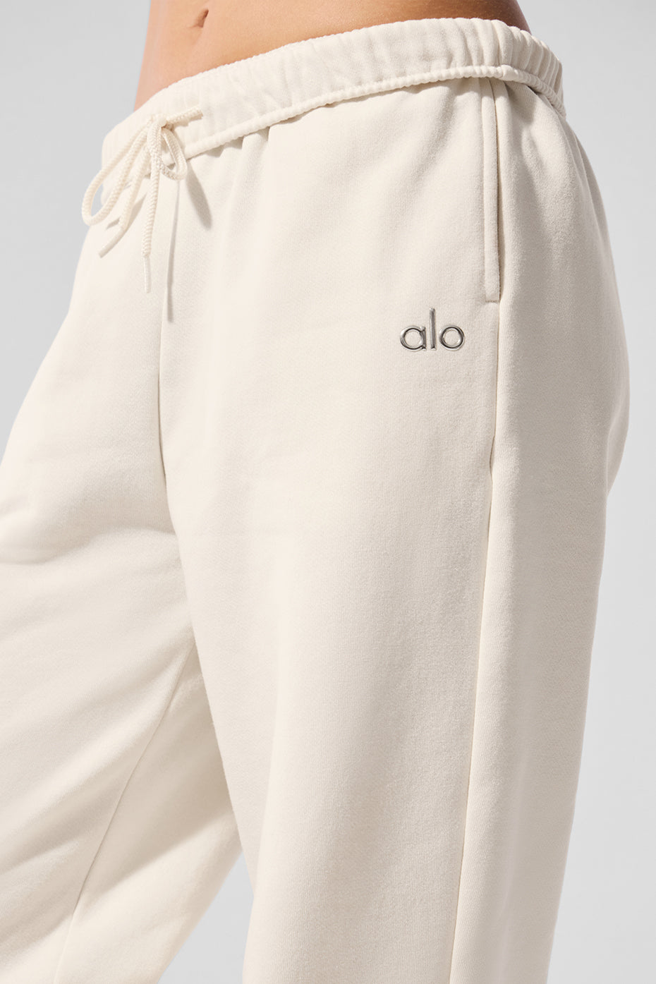Alo Yoga Accolade Sweatpant - Ivory