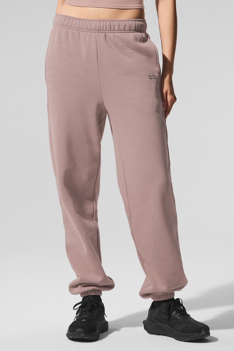Alo Yoga Accolade Sweatpant - Taupe