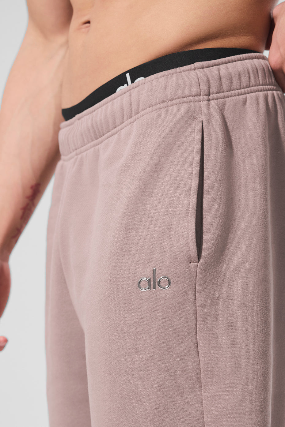 Alo Yoga Accolade Sweatpant - Taupe