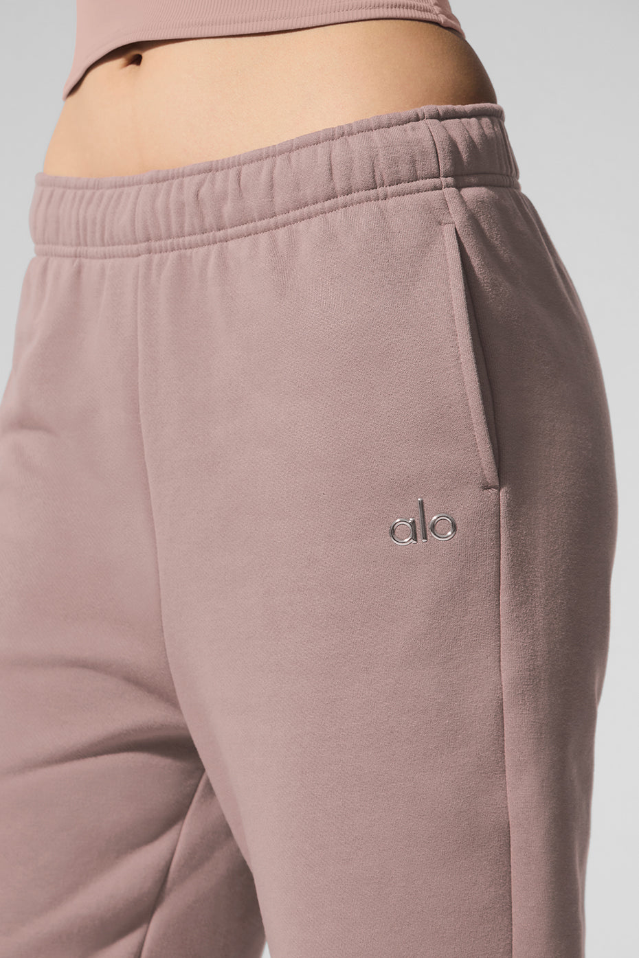 Alo Yoga Accolade Sweatpant - Taupe