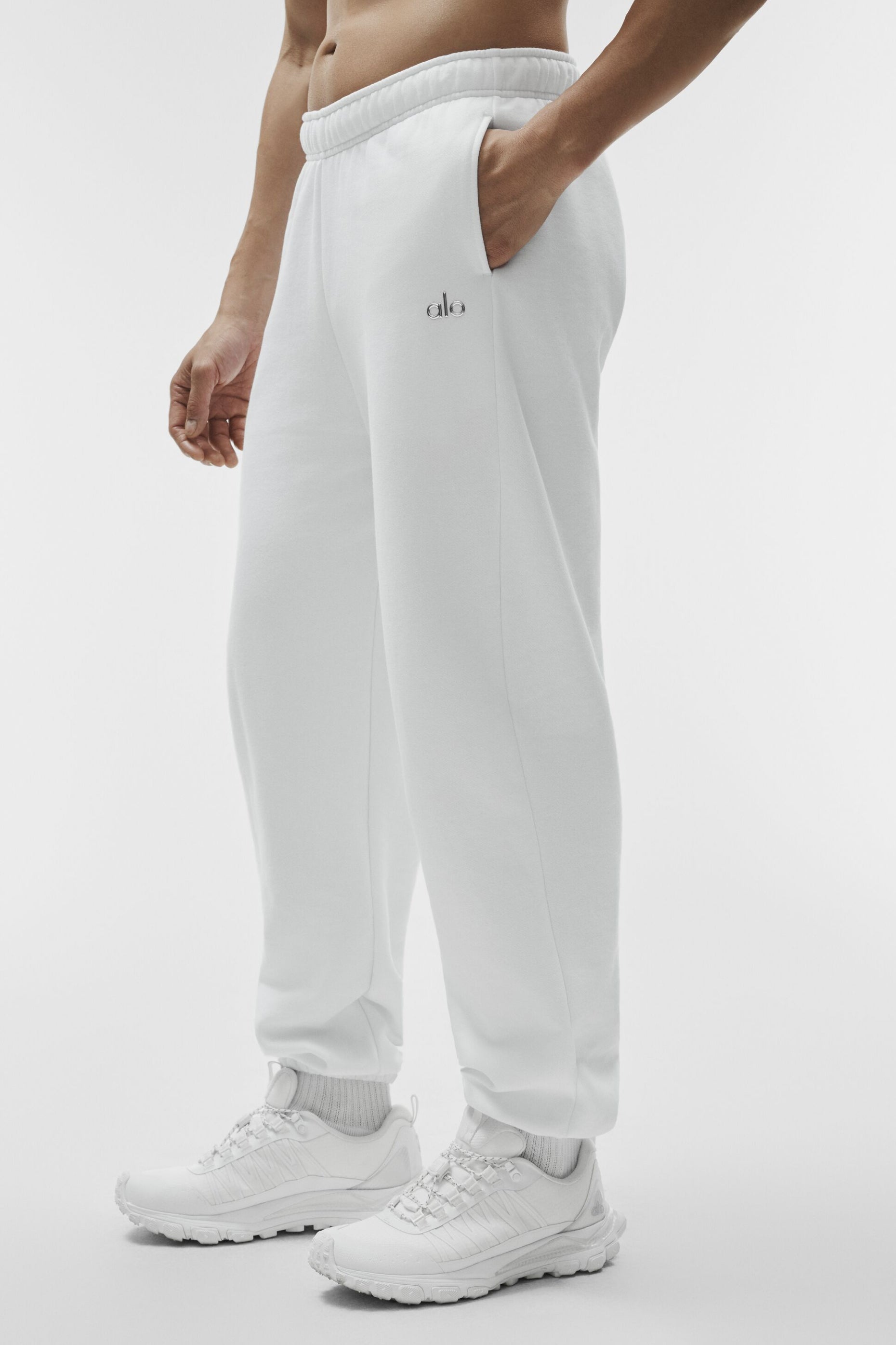 Alo Yoga Accolade Sweatpant - White