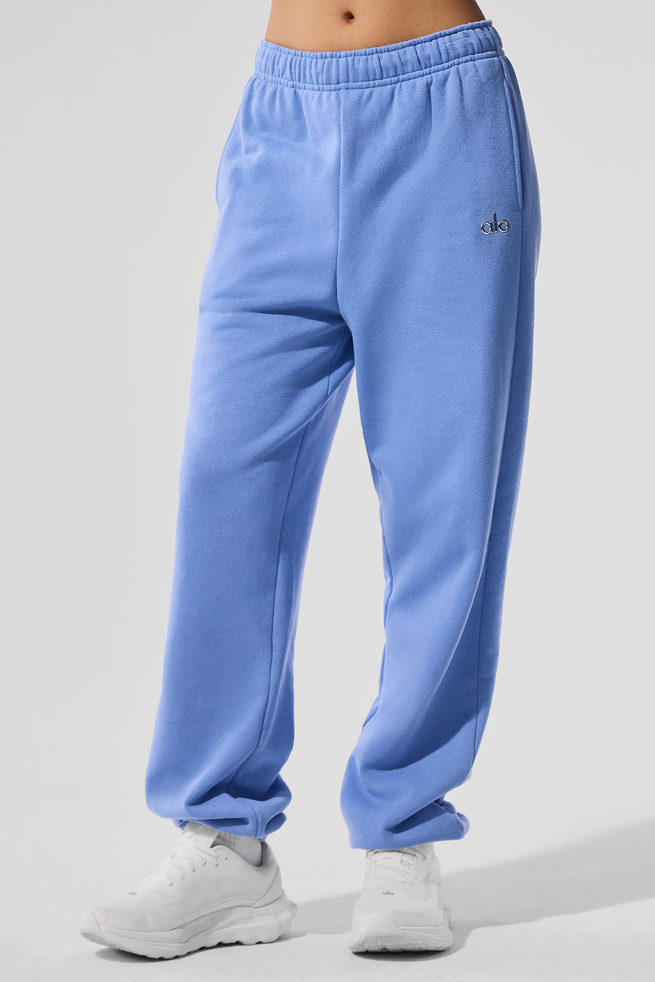 Alo Yoga Accolade Sweatpant - Crystal Clear Blue