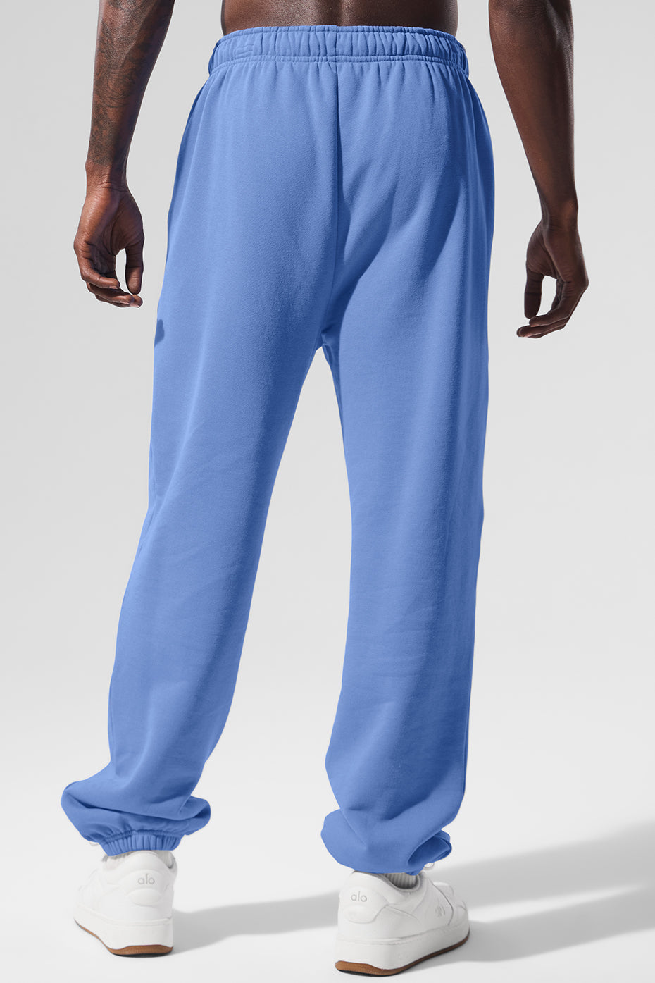 Alo Yoga Accolade Sweatpant - Crystal Clear Blue
