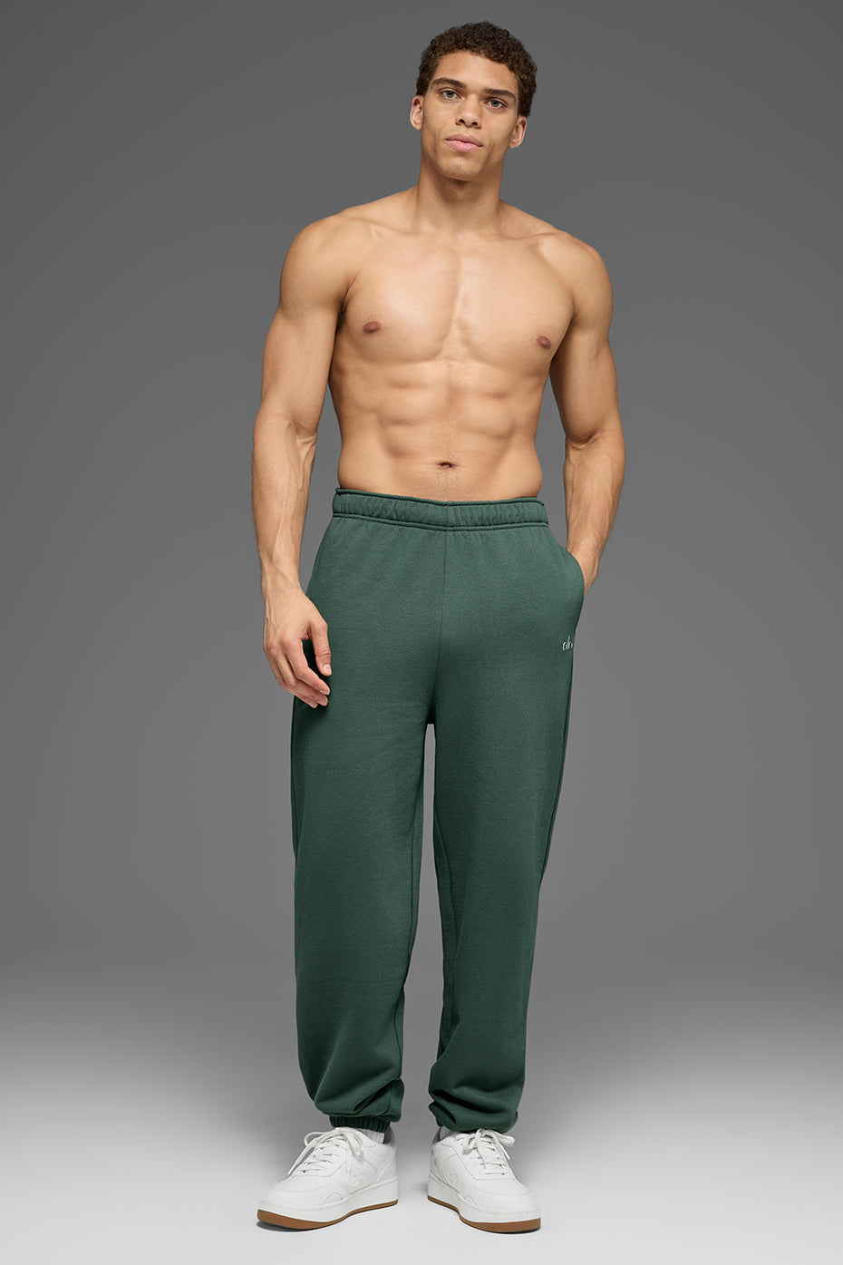 Alo Yoga Accolade Sweatpant - Clover Green